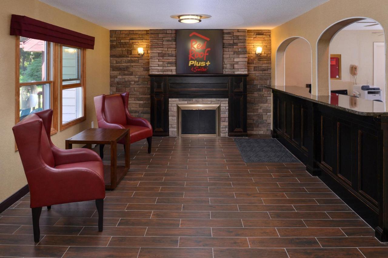 Red Roof Inn Plus+ & Suites Guilford Exterior foto